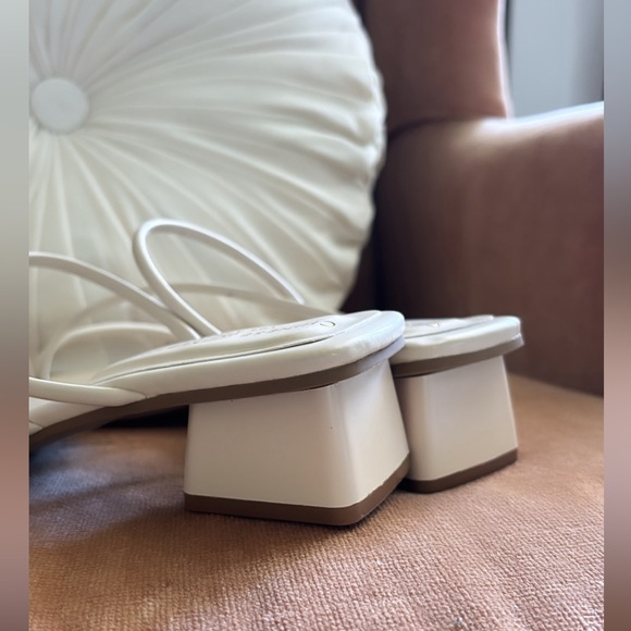 Chinese Laundry ANIELA Sandals In Color Bone - Picture 3 of 7